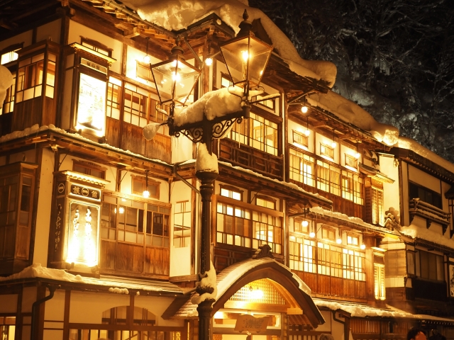 銀山温泉